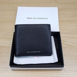 WANT LES ESSENTIELS Mens Black Pebbled Leather Bifold BENIN $175